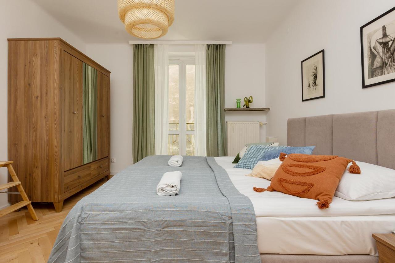 Tasteful Apartment In Warsaw City Center By Noclegi Renters Ngoại thất bức ảnh